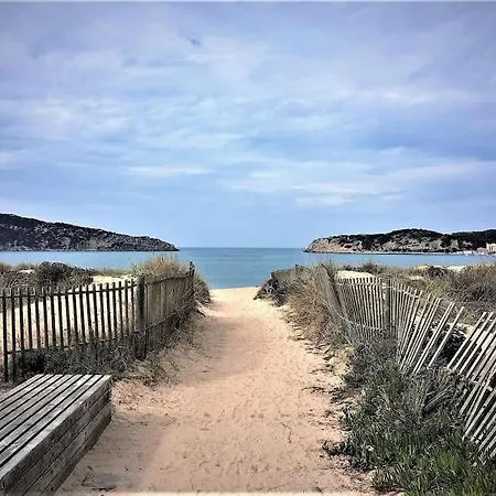 Met Het Rustige Salgado Op Wandelafstand